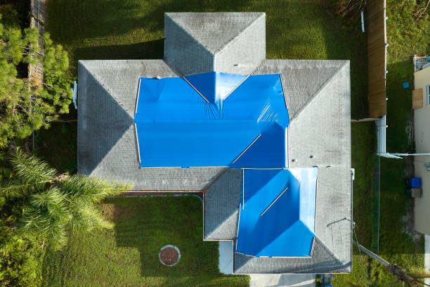Best Emergency Roof Repair Services  in Roslyn, NY